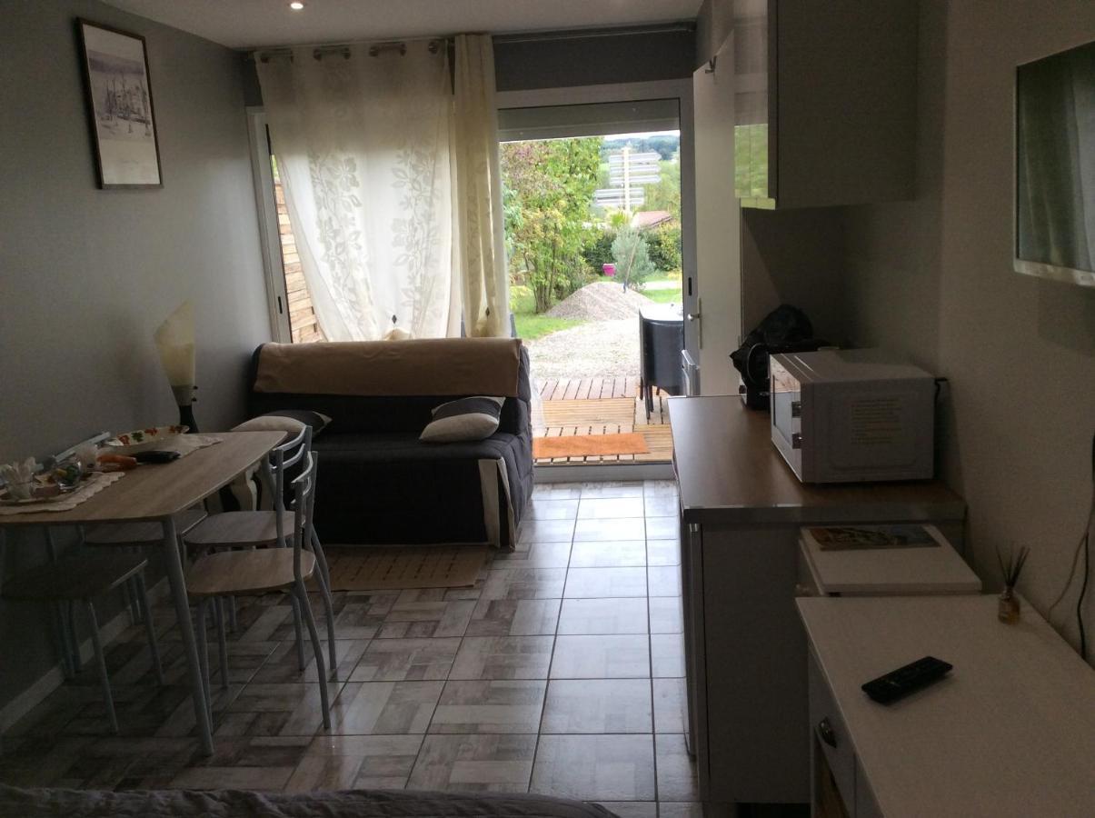 Gites Et Chambres D'Hotes Les Roses The 奥特里韦 外观 照片